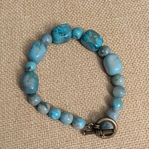 Blue Stone Beaded Bracelet With Toggle Clasp